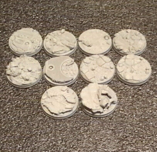 Set unpainted scenic - of,